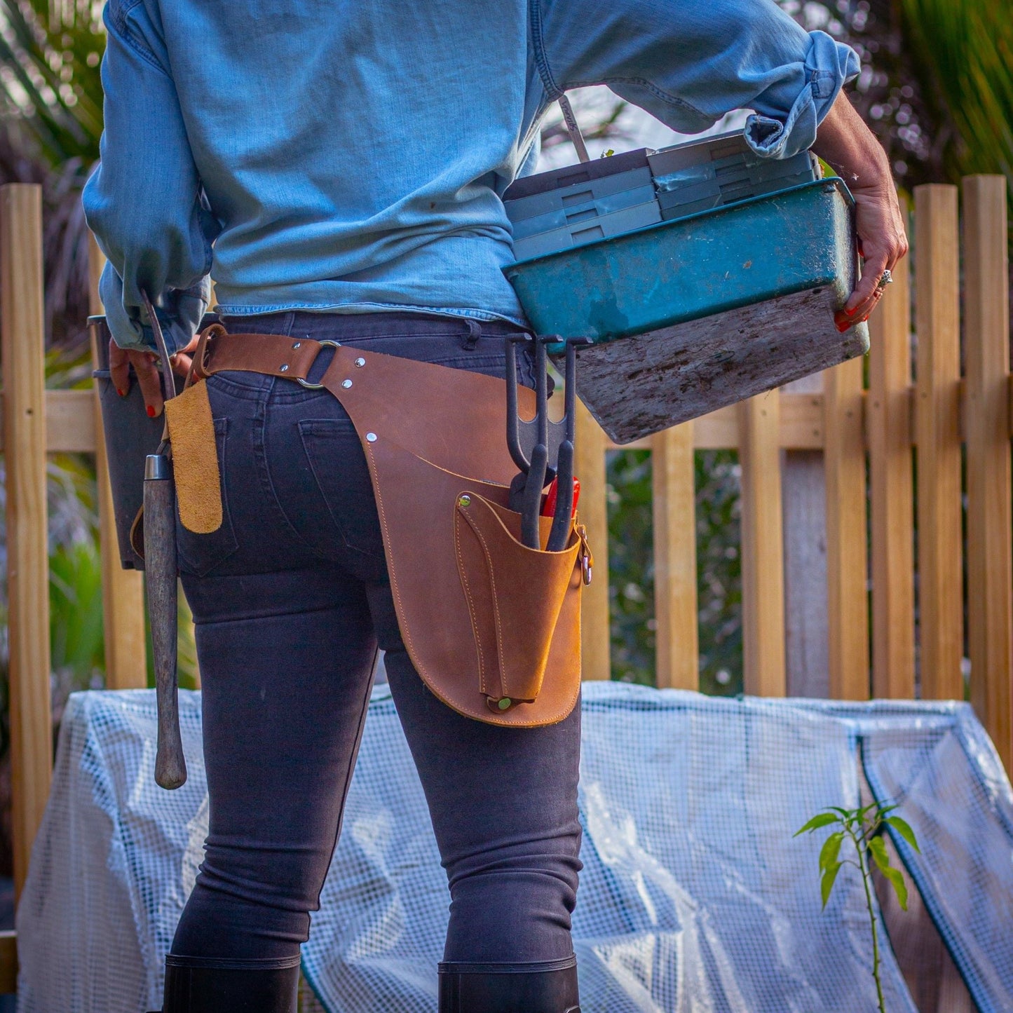 garden tool belt garden belt - Gardening tool belt Gaucha Designs - gardeners belt - garden belt- utility belt - gardening gifts -gift for gardener - gaucha designs - florist tool belt apron