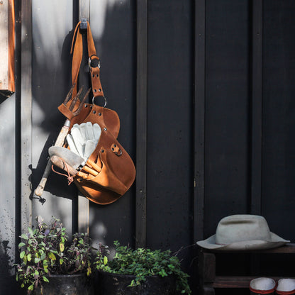 Garden tool belt for gardeners, florists and makers