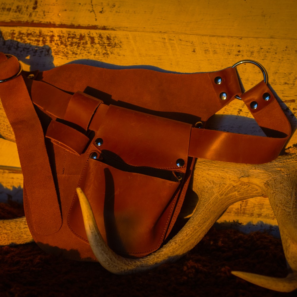 Leather gardening belt with tool pouches